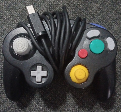 Nintendo gamecube black wired - nintendo,