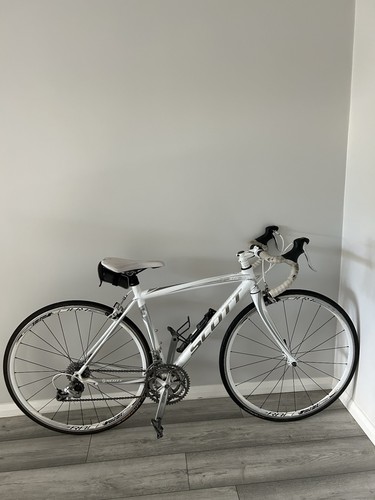 Ladies road bike scott - road,