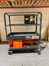 JLG Power tower scaffold lift