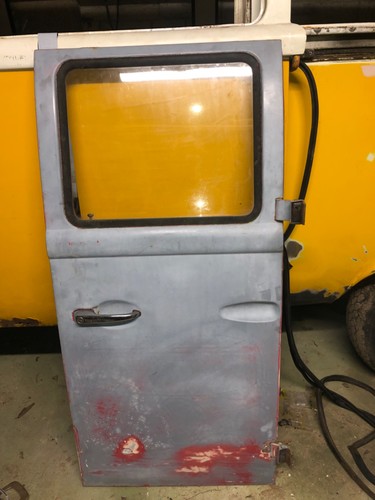 Bay window crewcab - window, side