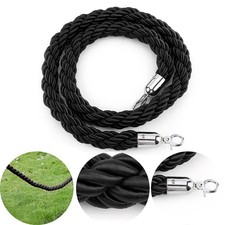 Twisted Barrier Rope Queue