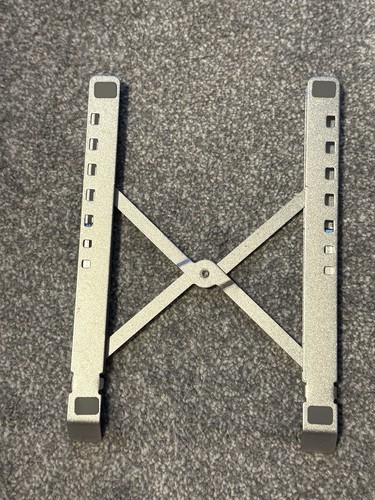 Portable laptop stand - portable,