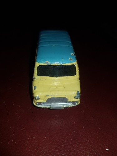 Corgi toys 404 - corgi, bedford