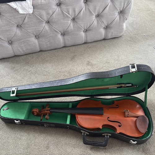 The stentor violin - the,