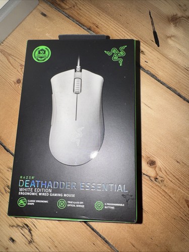 White death adder essential - white,