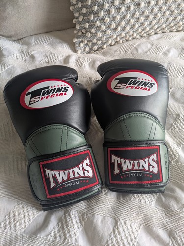 Twins special long cuff - special,