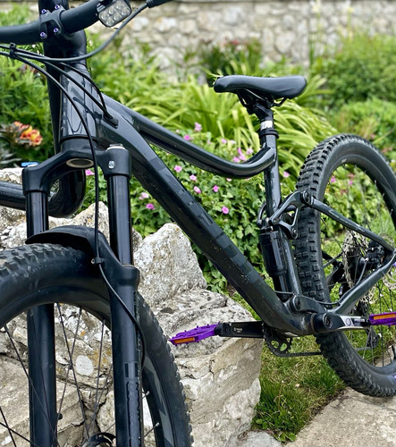 Giant mountain bike 5in - mountain,