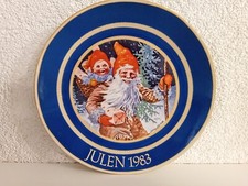 Jenny Nystrom Vintage wall plate Sweden Christmas Santa Claus Gnome 1983 Advent