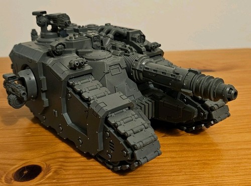 Space marine sicaran venator - marine,