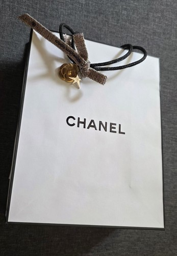 Chanel gift bag 9cm - bag, 18/23/9cm+