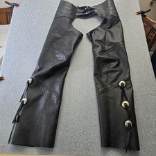 Harley-Davidson Chaps Mens Large Black Leather Motorcycle Concho Snap Riding