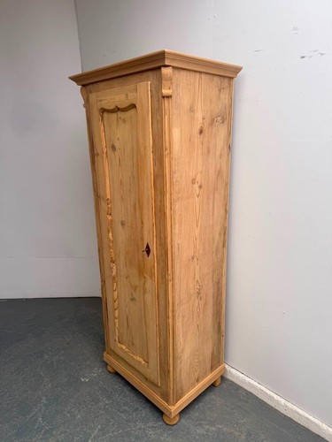 Pretty tall antique - pretty,