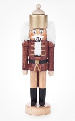 Nutcracker king nature - nutcracker,