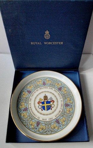Royal worcester commemorative - royal,