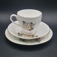Elizabetham BONE CHINA BY