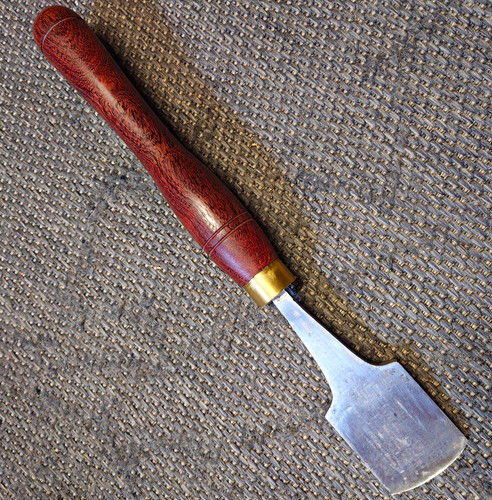 Ward cast steel wood chisel - steel,