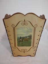 Vintage Hunting Scene Waste