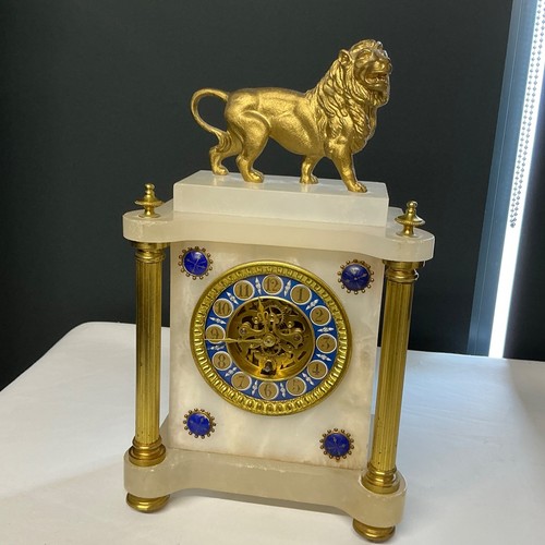 French marble lion mounted - ,