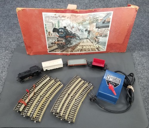 Vintage marklin train set - train,