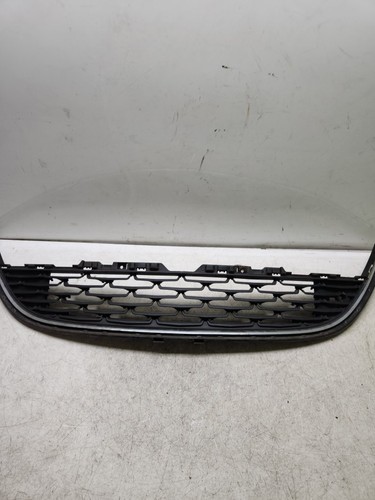 Vauxhall astra lower grille - j,