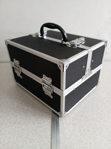 Aluminium storage beauty box - aluminium,