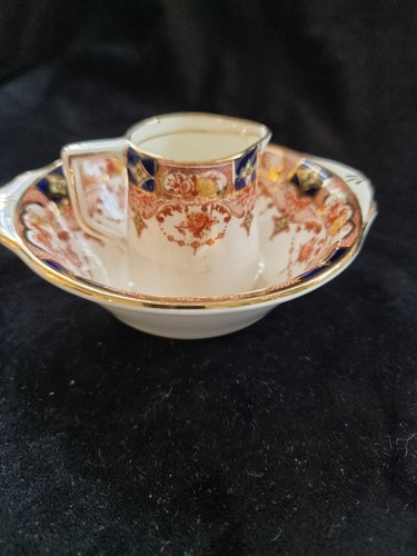 Phoenixware jug and dish