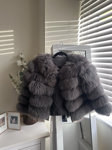 100 real fox fur coat - 100%,