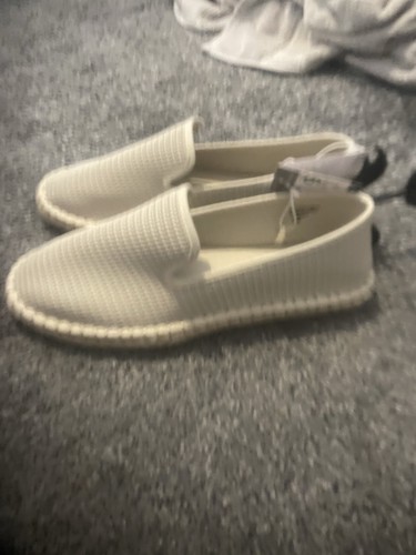 Men shoes size comes up - size, 9