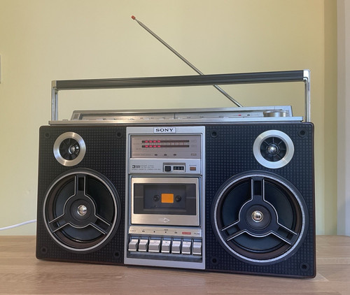 Vintage 1979 sony cfs - vintage,