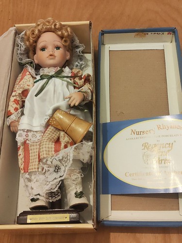 Fine porcelain 35cm doll - /35cm,