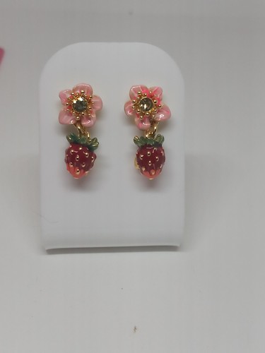 Les nereides strawberry - les,