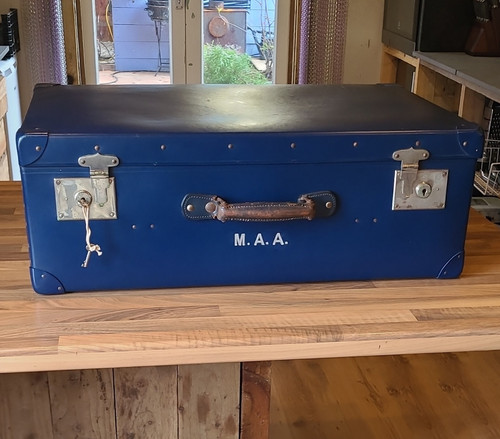 1940s globe trotter - globe,