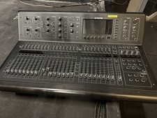Midas M32 Live Digital Mixing