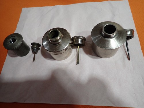 Three vintage metal oil - vintage,