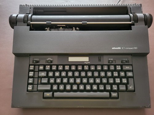 Olivetti compact black - et,