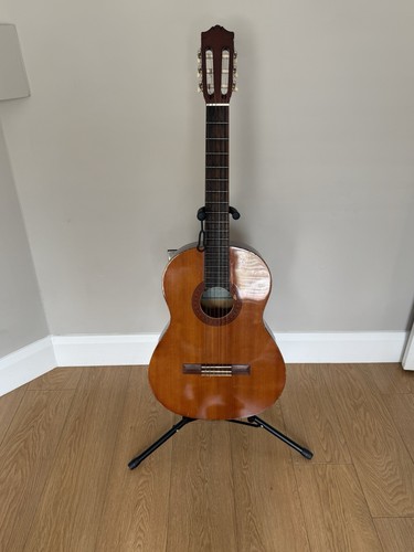 Yamaha c40 classical guitar - yamaha,
