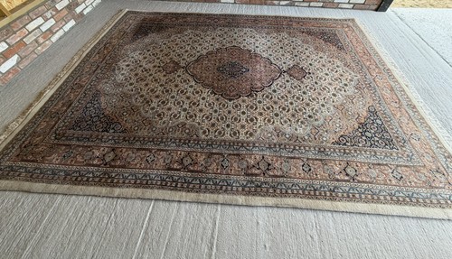 Elegant hand knotted india - knotted,