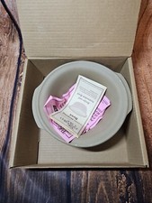 PAMPERED CHEF Stoneware