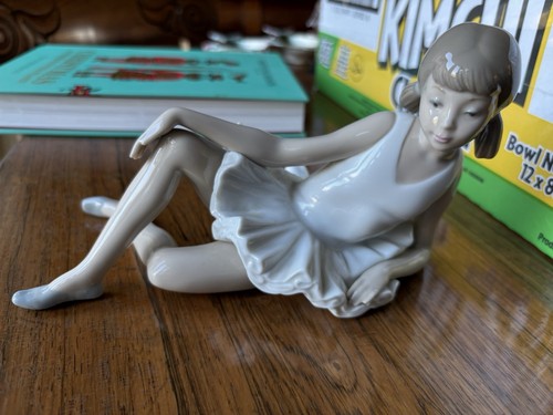 Lladro nao figurine young - lladro,