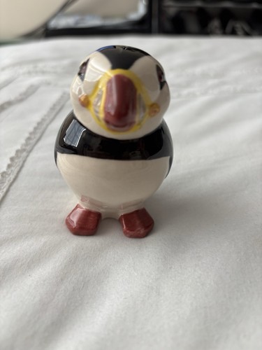Fig puffin figurine - fig,