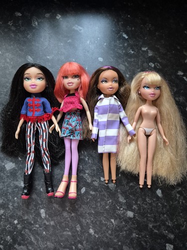 Mixed bratz dolls bundle - dolls,