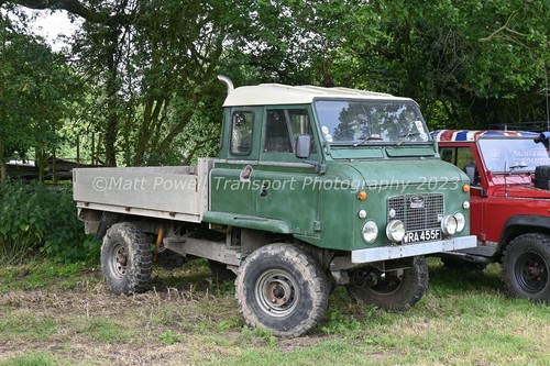 Photo 12x8 landrover 2b - -,