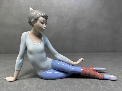 Lladro ballerina dancer - ballerina,