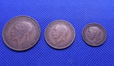 LOT 3x George V Penny