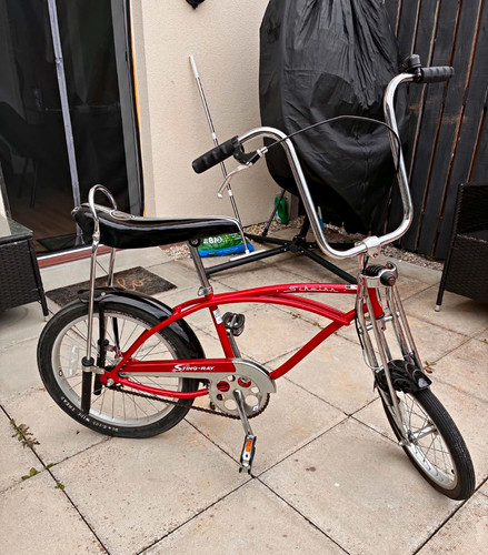 Eye catching retro - catching, vintage