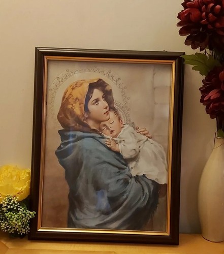Virgin mary madonna child - madonna,