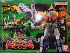 Bandai Power Rangers Mystic Force Magiranger SMP MagiKing Megazord Figure