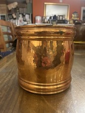 Hammered Copper Planter Plant Pot. 14.5cm Tall. 15.3cm Diameter. 395g.  