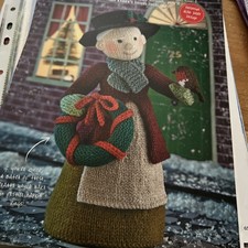 KNITTING PATTERN Alan Dart Grandma Holly Christmas toy decoration festive 