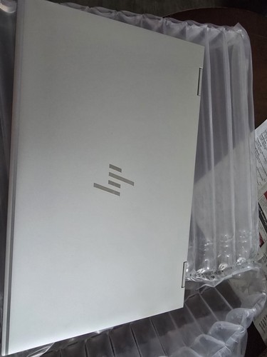 Elitebook 1040 x360 g8 - hp,
